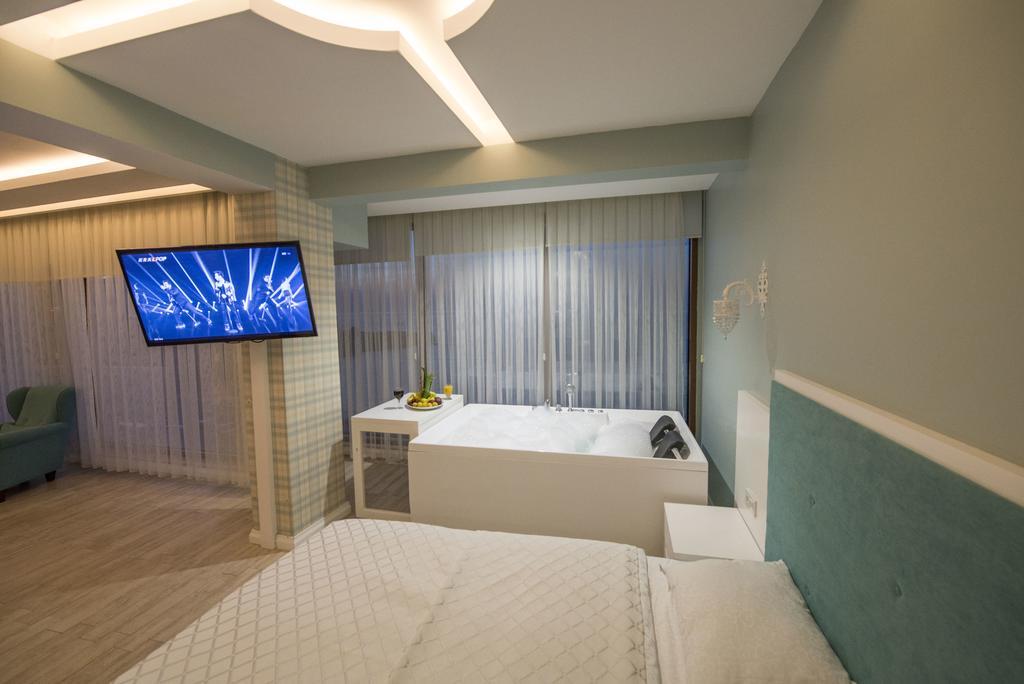 Yildiz Apart Hotel Fatsa ภายนอก รูปภาพ