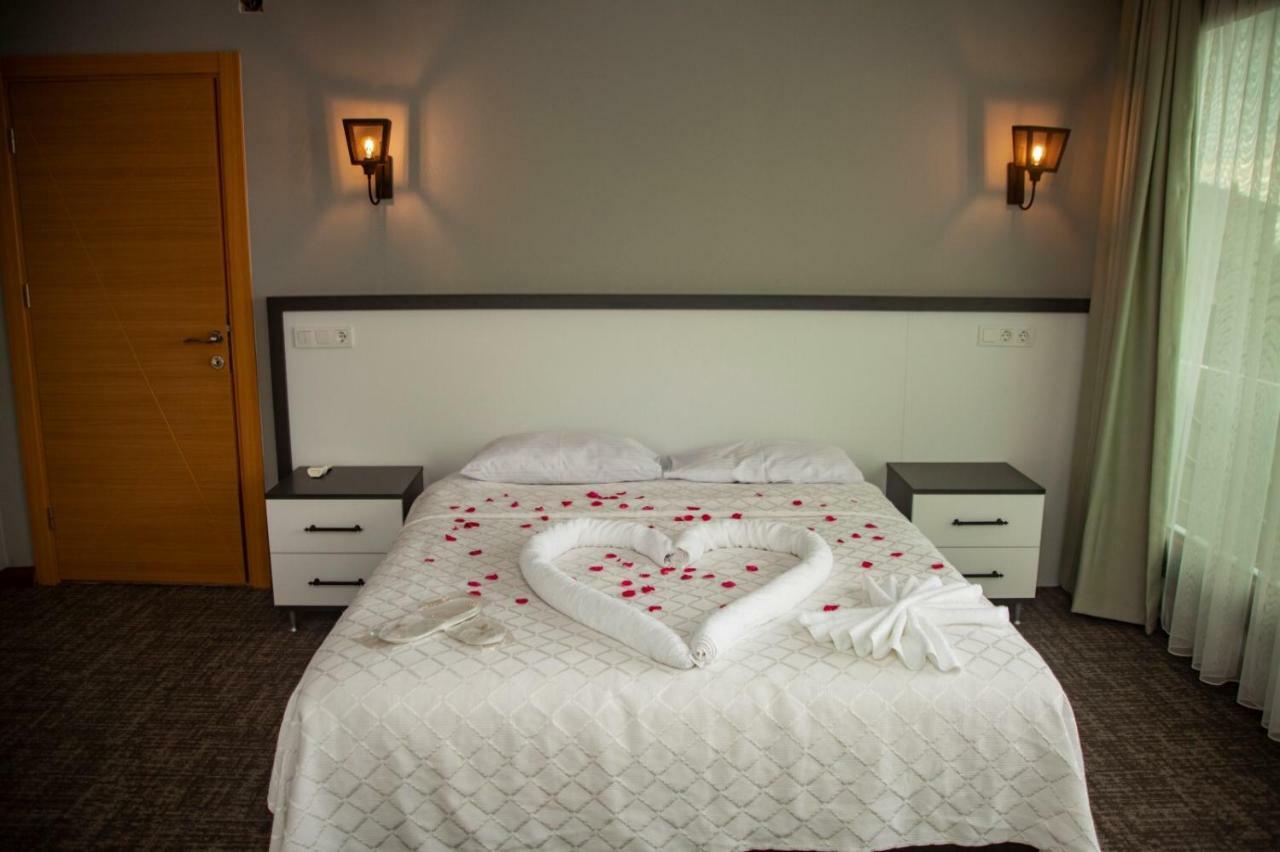 Yildiz Apart Hotel Fatsa ภายนอก รูปภาพ